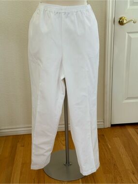 TOG Shop White Elastic Waist Straight-Leg Trousers sz 18